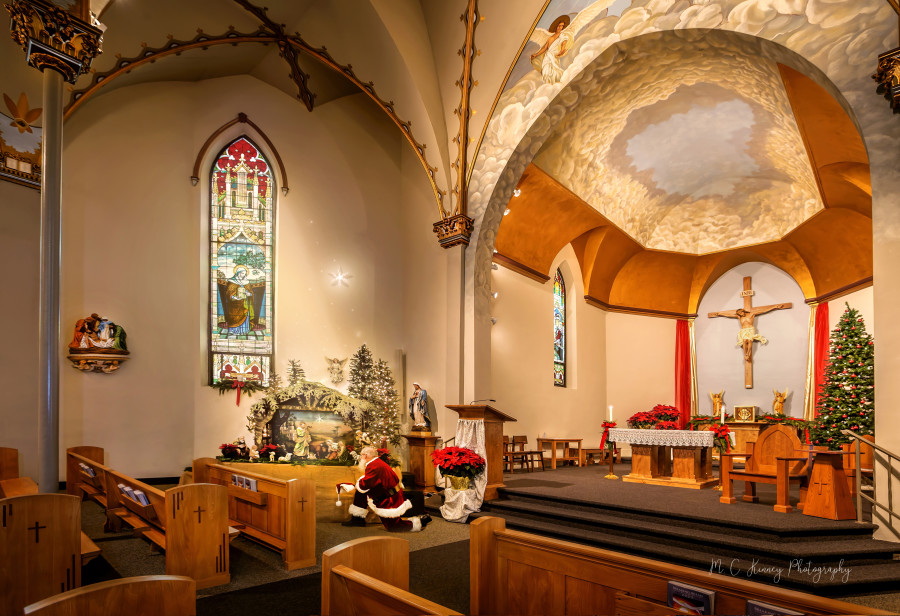 Holy Spirit Catholic Church, Darboy, WI Santa Bows To Jesus Project